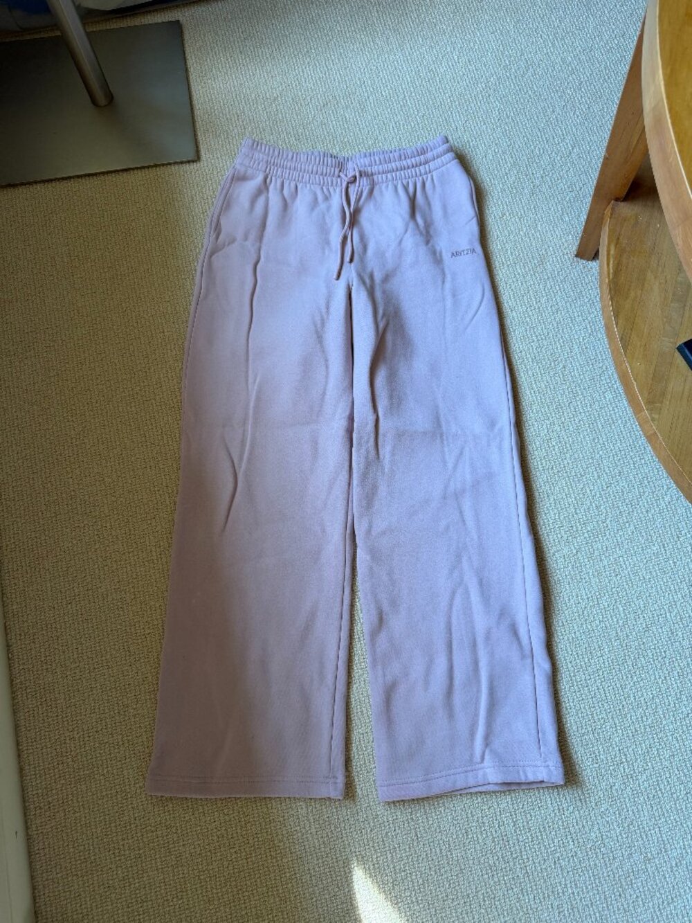 Aritzia Sweatfleece Cozy Fleece Boyfriend Wide Sweatpants